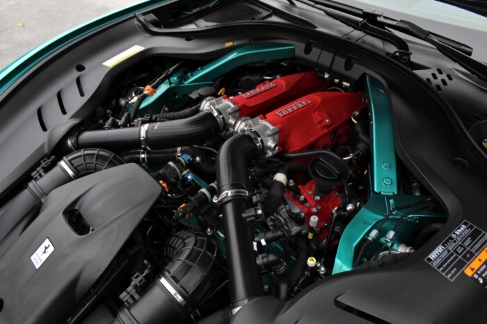 Álomautót küld Magyarországra a Ferrari – Videóval 15