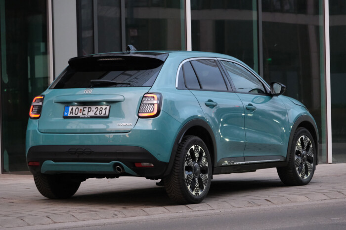 Hidegben is váratlanul keveset fogyasztott ez a hibrid 18