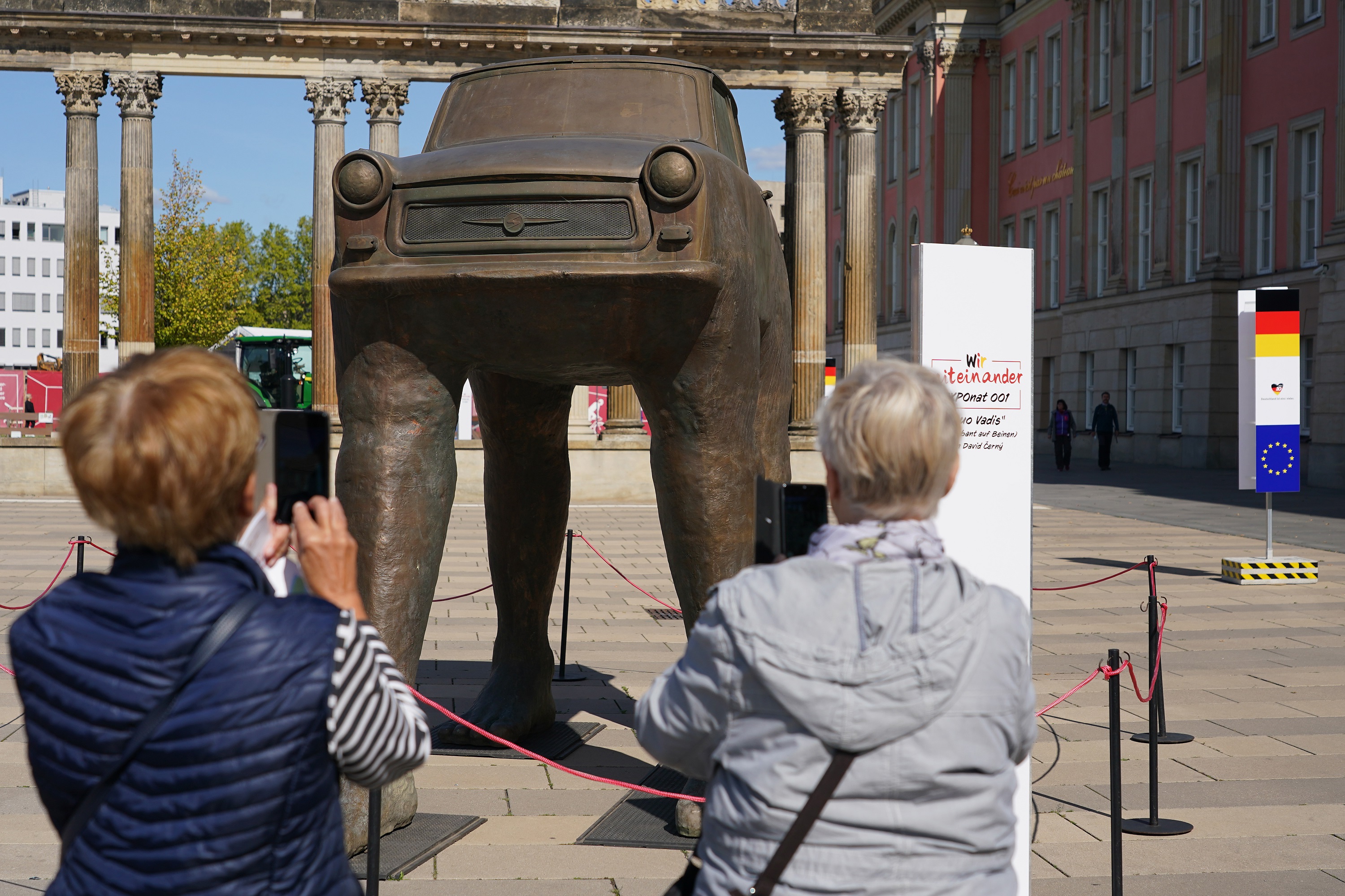 Germany Looks To 30th Anniversary Of German Reunification | Vezess