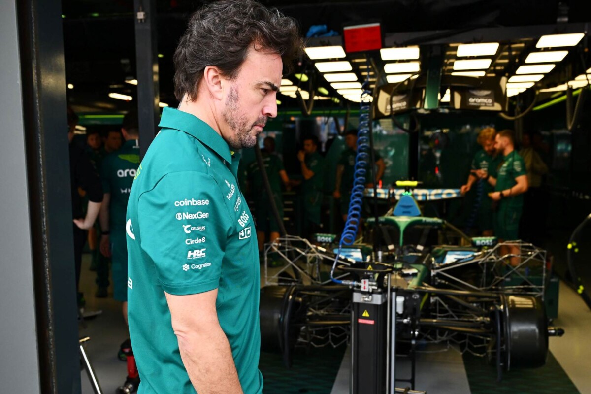 Új pilóta ül Alonso autójába Japánban