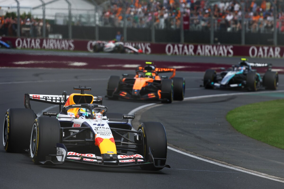 Bajnokokkal csatázott, pontot szerzett az F1 egyetlen újonca