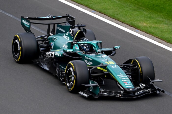 Küzdelmes Mercedes-sikerrel indult az F1 új korszaka 9