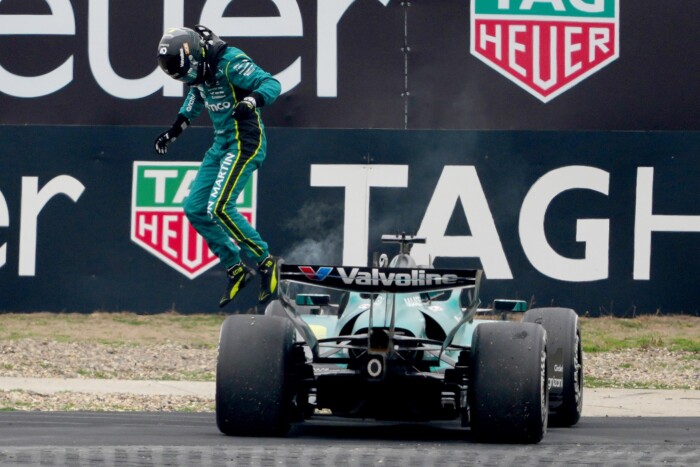 Tálcán nyújtotta a Ferrari Antonelli első F1-győzelmét 8
