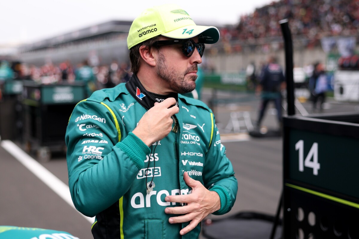 Nem érezte a kezét, annyira szétrázta Alonsót F1-autója