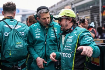 A színfalak mögött már balhézik Alonso