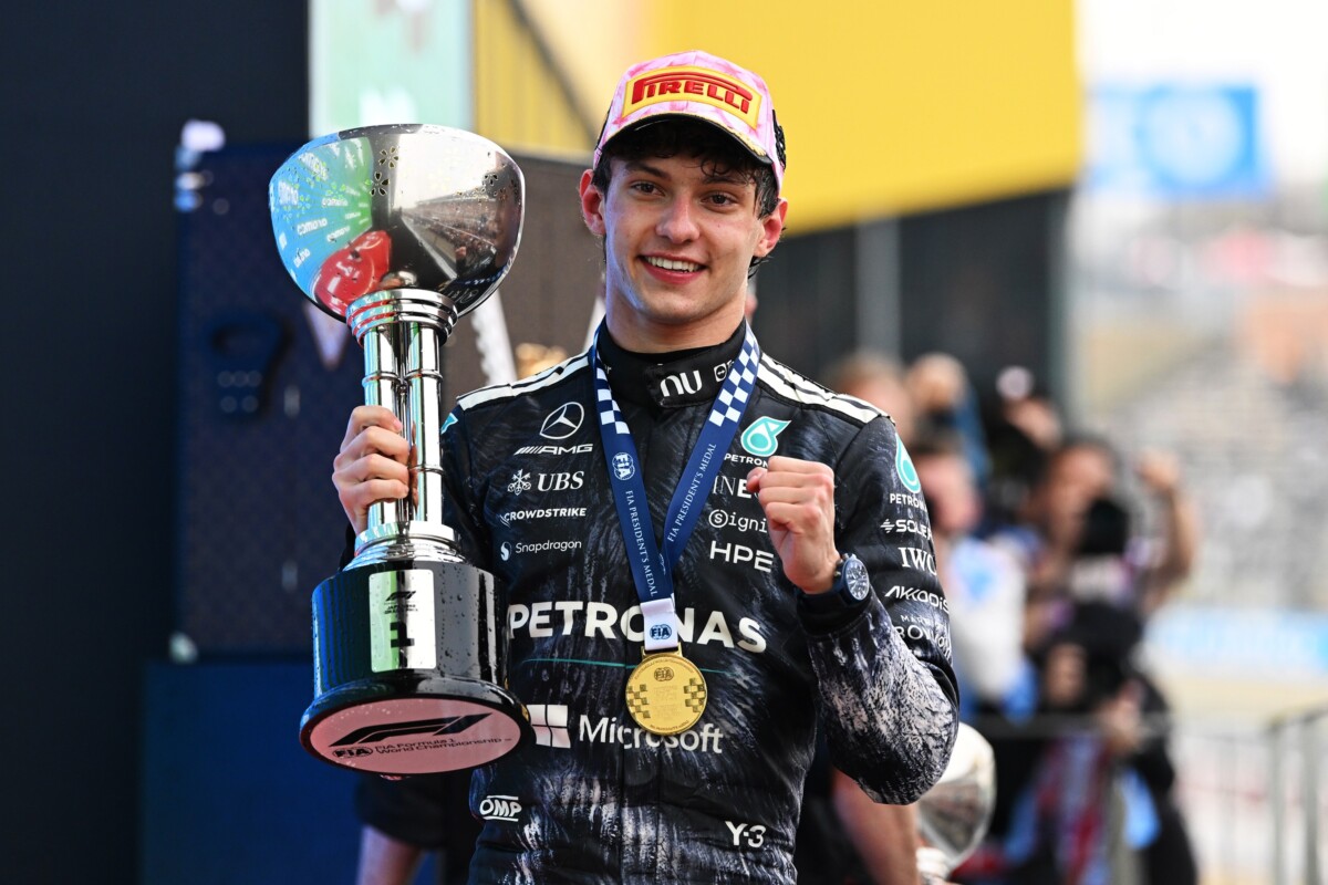 Nem pezsgőzhetett Japánban az F1-győztes