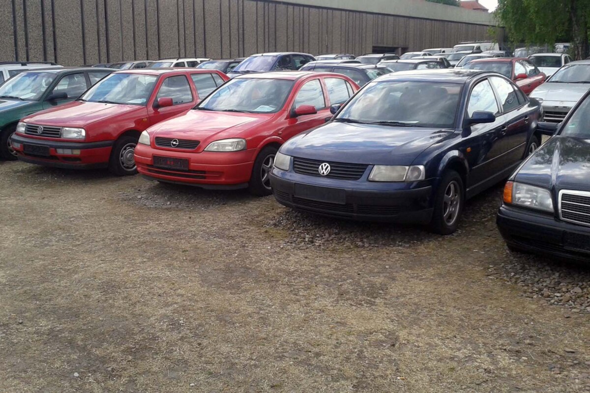 Így lehet okosan használt autót venni: ezeket kell megnézni