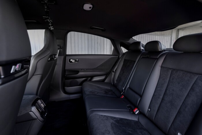 Villanyautó, ami elhiteti veled, hogy benzines 15