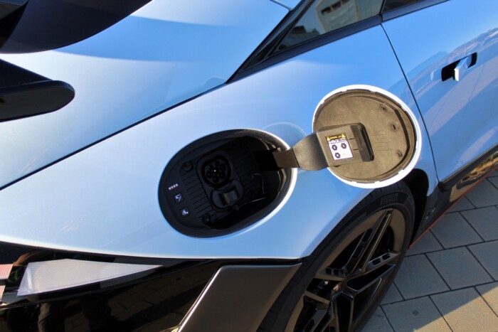 Villanyautó, ami elhiteti veled, hogy benzines 18