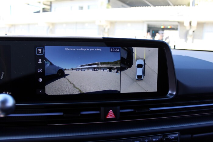 Villanyautó, ami elhiteti veled, hogy benzines 20