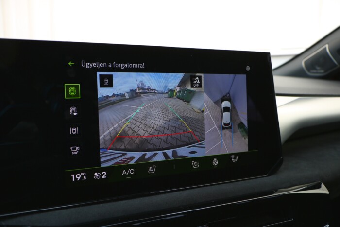 Kilóg a sorból az új Renault Clio 19