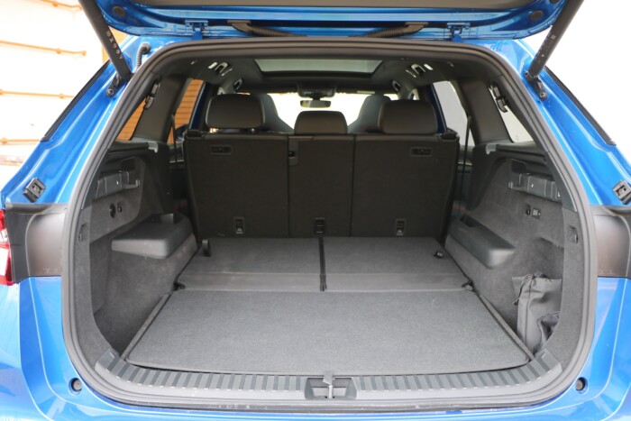 Nagycsaládos apák vágyálma ez a bivalyerős Skoda 15