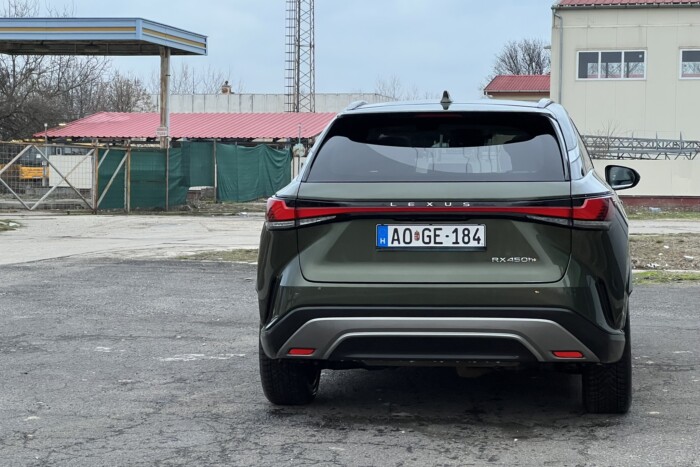 Vezetési élményt máshol keress, itt csak relax van 16 Vezetési élményt máshol keress, itt csak relax van 16