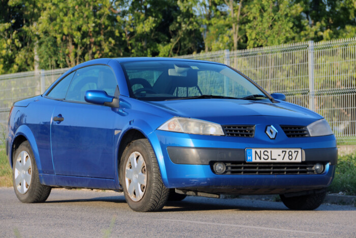 Egymillióból is lehet használt kabriód 15