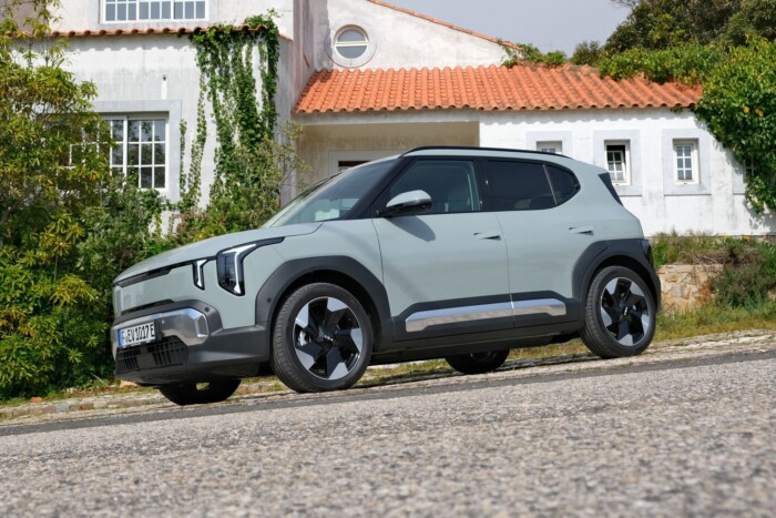 A villanyautók új, szögletes gyöngye: Kia EV2 7