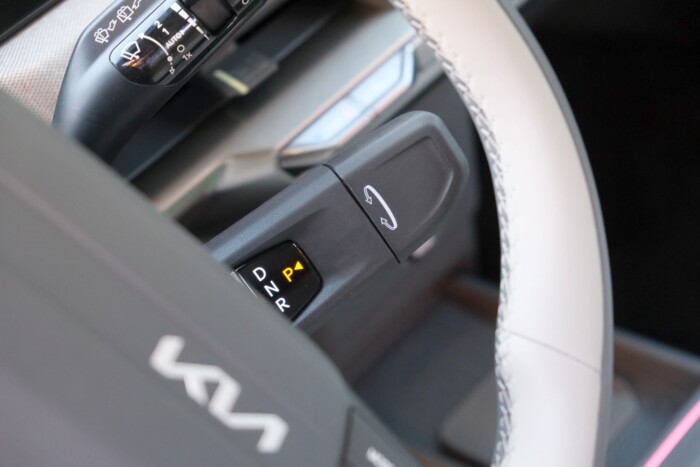 A villanyautók új, szögletes gyöngye: Kia EV2 9