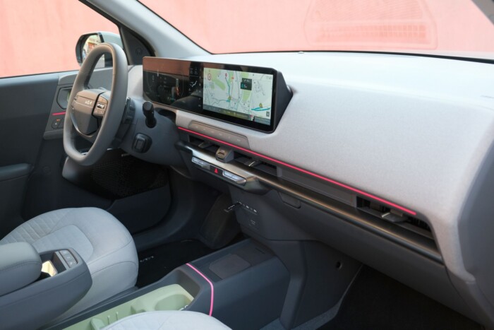 A villanyautók új, szögletes gyöngye: Kia EV2 8