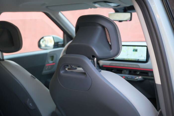 A villanyautók új, szögletes gyöngye: Kia EV2 18