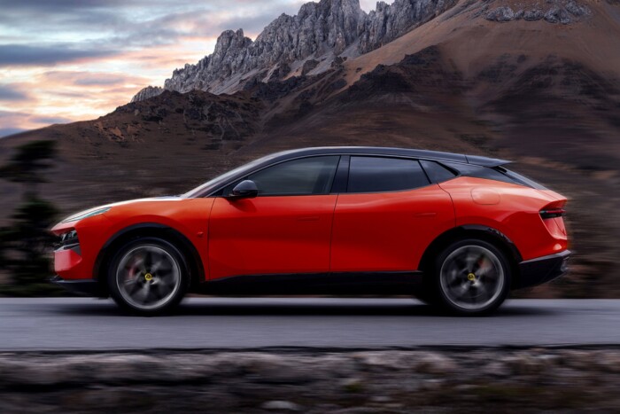 Megdöbbentő sporthibriddel újít a Lotus 6