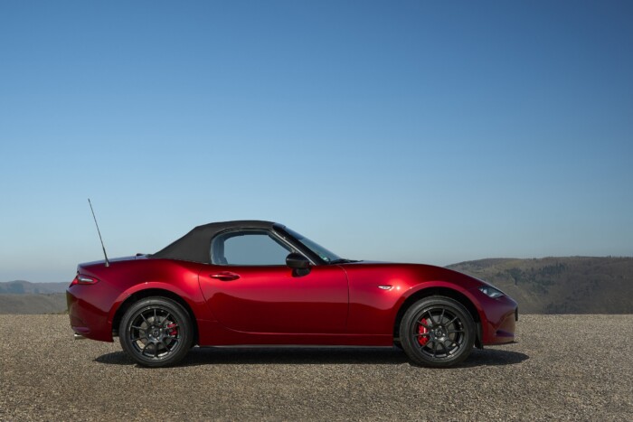 Még pengébb lesz a Mazda sportautója 6