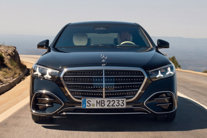 Ennyit drágultak az autók 25 év alatt 20