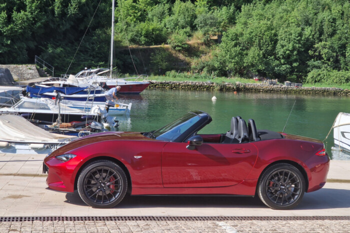 Ennyit drágultak az autók 25 év alatt 10