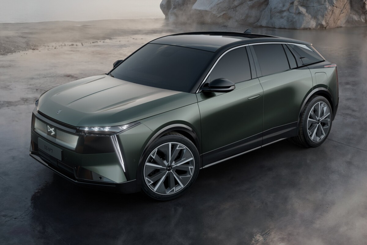 Villamosított SUV-val lép új korszakába a DS