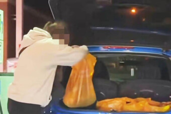 Szatyorba tankolt a benzinárakra ráparázó autós