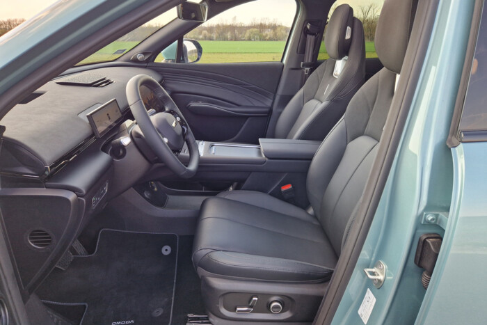 Sokat ad, de hiányzik a tűz – itt az Omoda 7 9