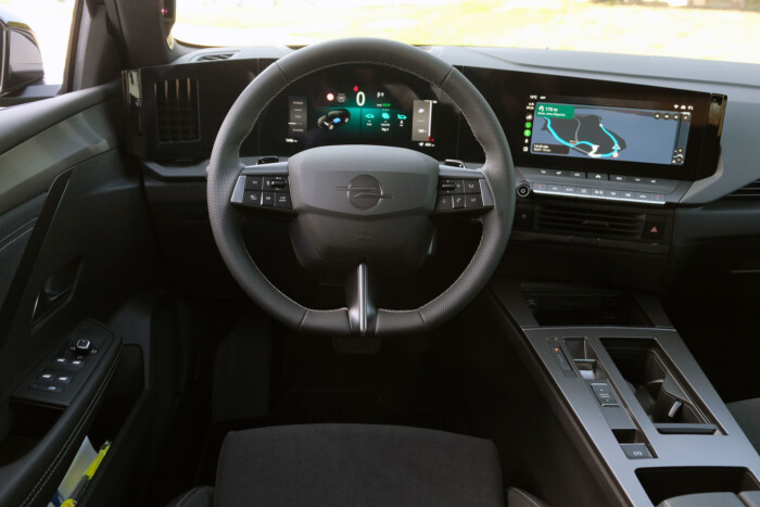 Olcsóbb lett itthon a megújult Opel Astra 7