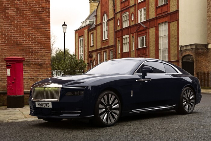 Életben tartja a V12-est a Rolls-Royce 7