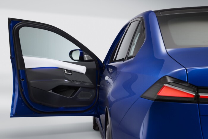 Személyesen néztük meg a legújabb, legfontosabb BMW-t 15