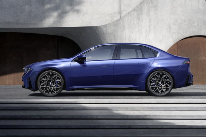 Személyesen néztük meg a legújabb, legfontosabb BMW-t 8