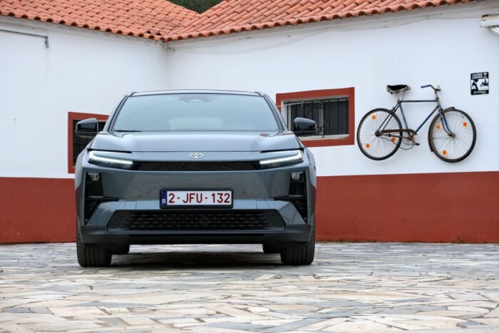 Két motorral az igazi: kipróbáltuk az új elektromos Toyotát 17