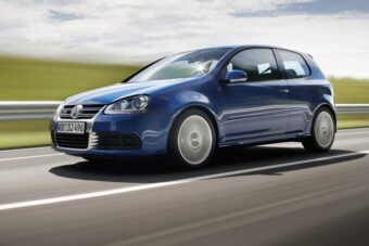 Hallgassunk együtt húsz éves zseniális motorokat