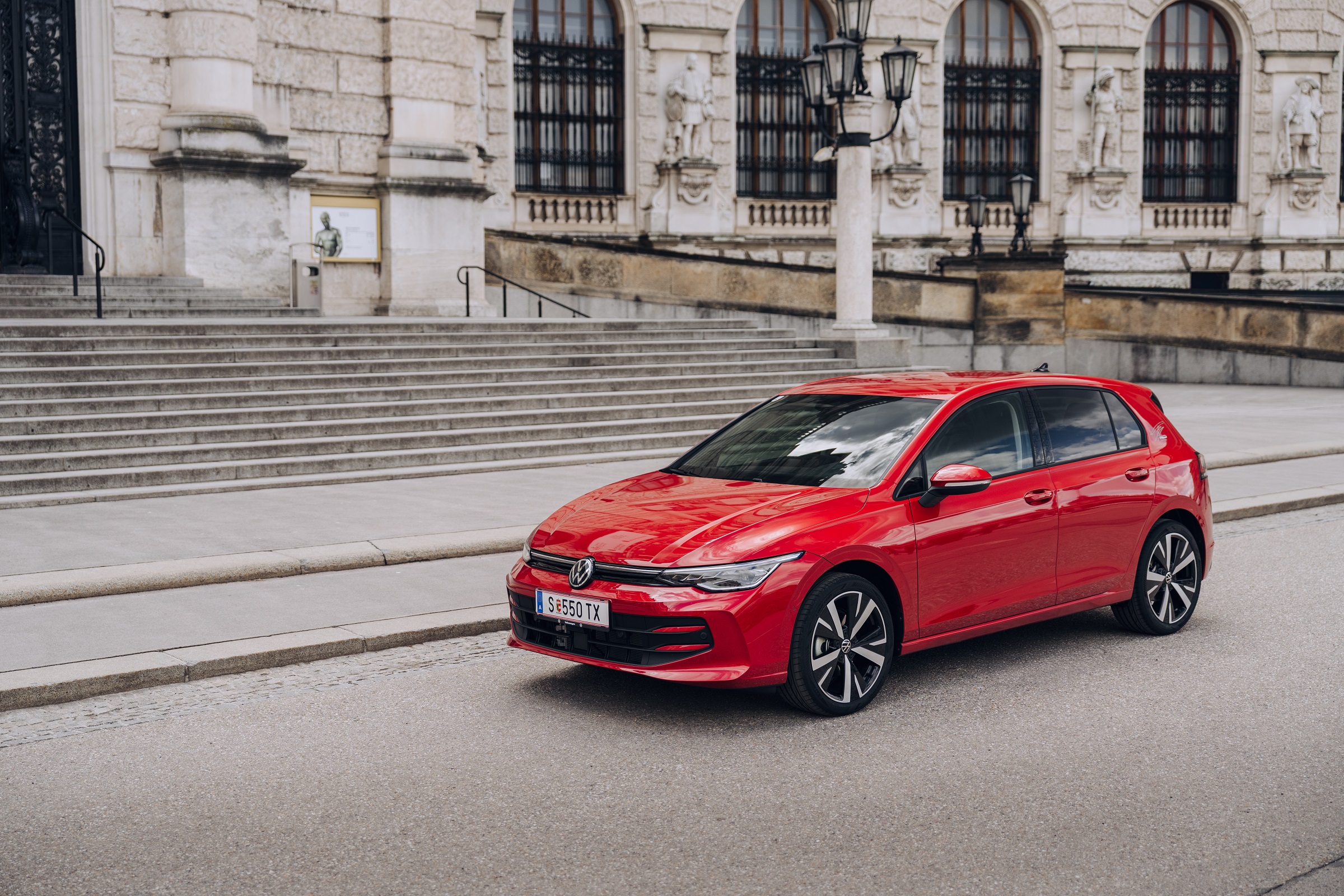 Elhunyt popsztár előtt tiszteleg a Volkswagen 3 Elhunyt popsztár előtt tiszteleg a Volkswagen 3