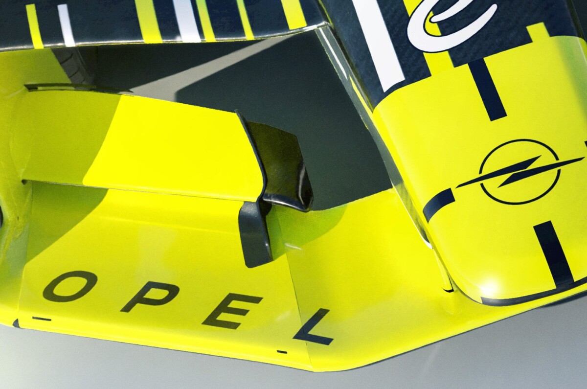 Nem volt még ilyen autója az Opelnek