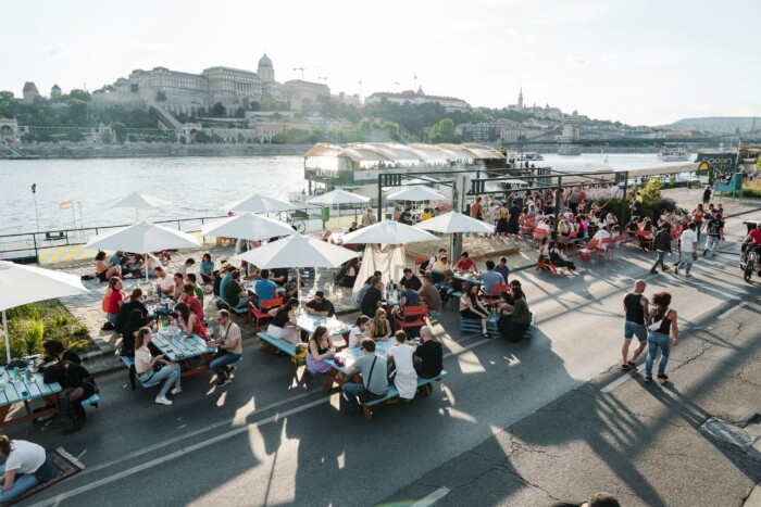 Még többször tiltják ki az autókat a pesti rakpartról, de jól 1