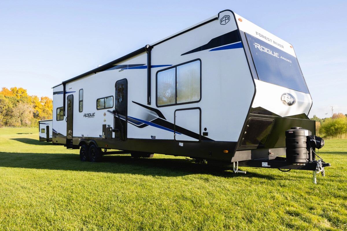 Ez a masszív lakókocsi hozza az ötcsillagos szállodák szintjét