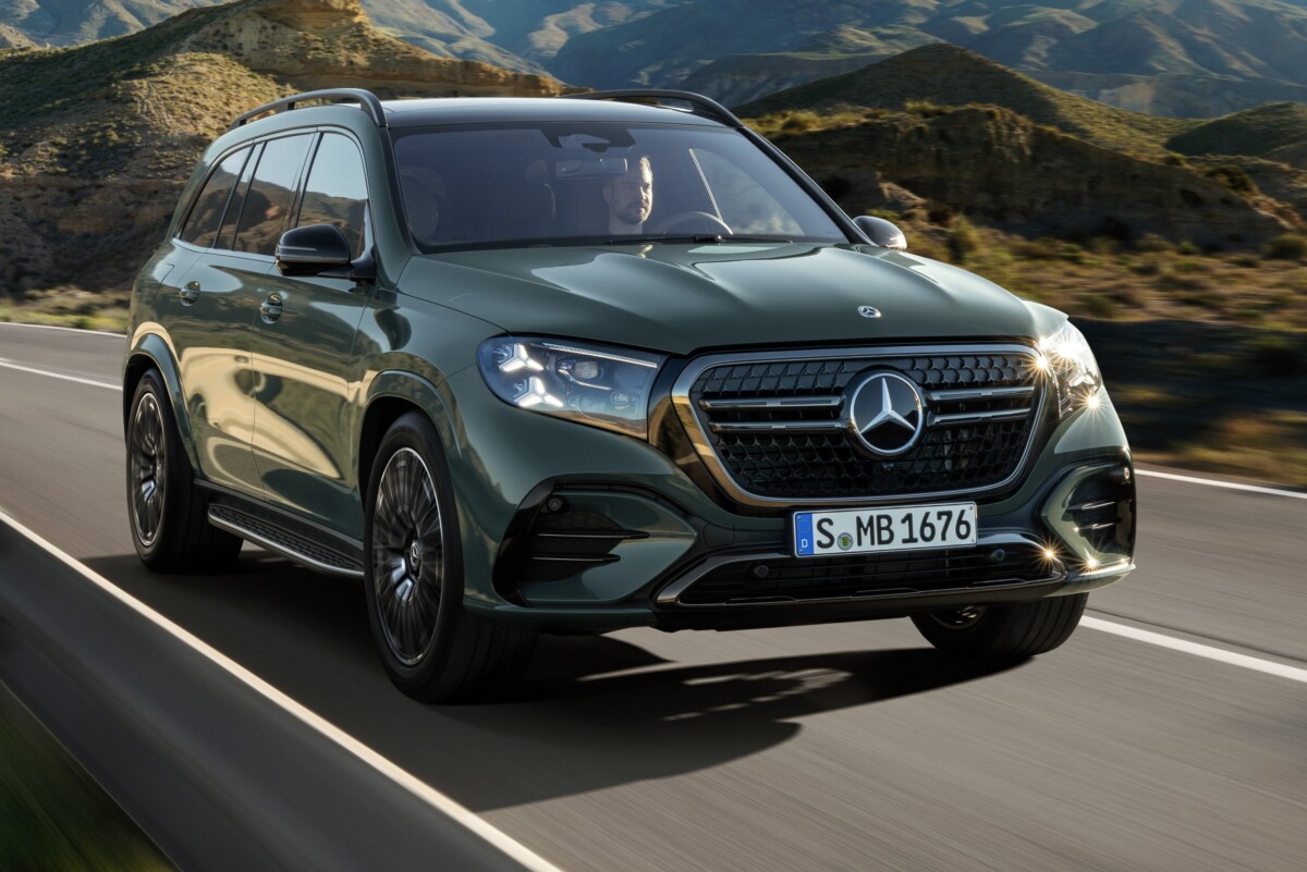 Újabb csúcsmodelljét frissítette a Mercedes