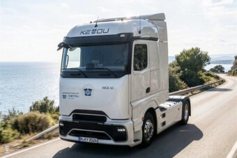 Ilyen egy vontató, amit volt BMW-sek álmodtak meg