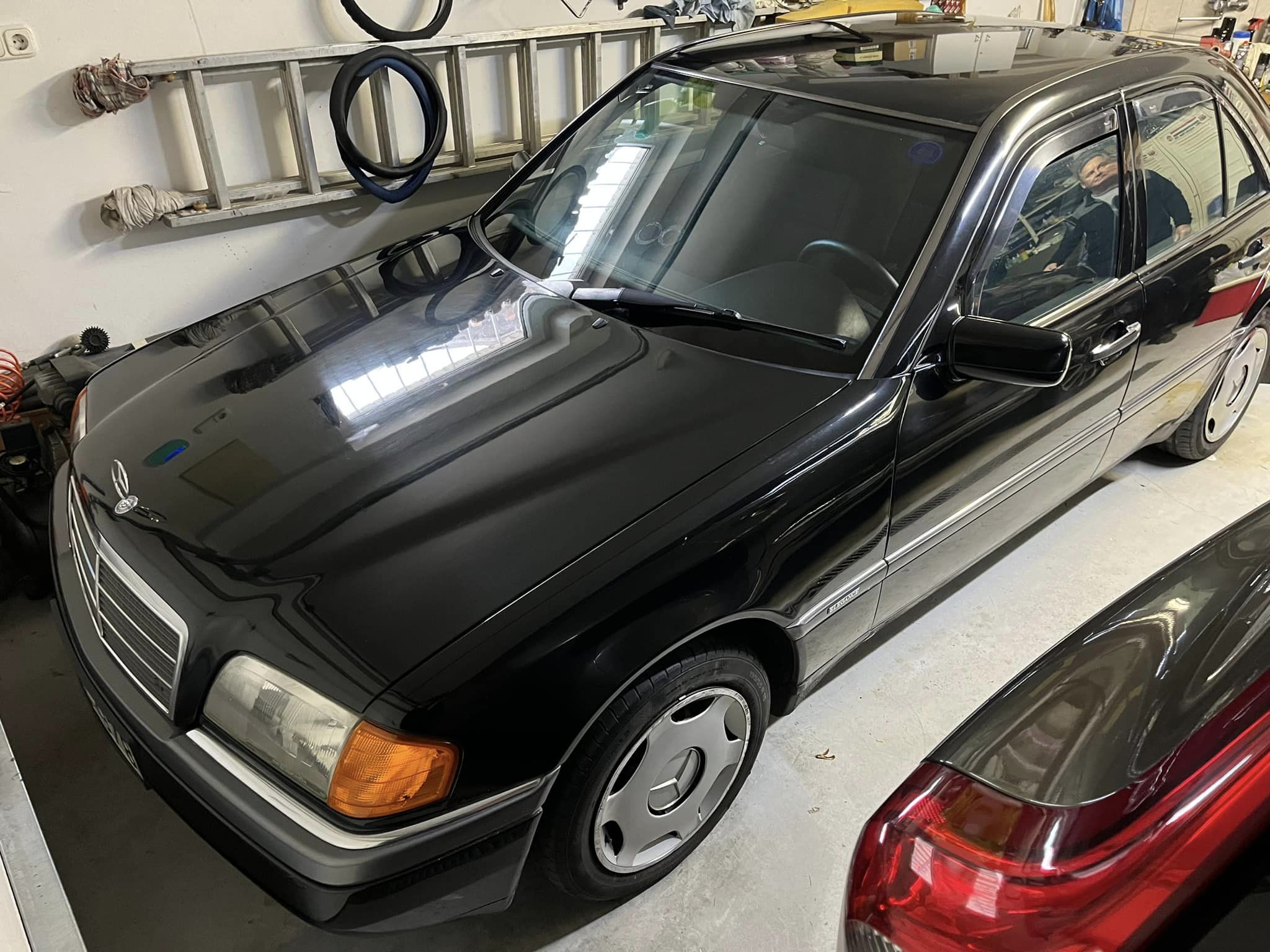 Magyar Péter megkaphatja ezt a páncélozott BMW-t 11 Magyar Péter megkaphatja ezt a páncélozott BMW-t 11