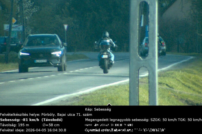 Apát és fiát is elkapta ugyanaz a traffipax Pörbölyön 1 Apát és fiát is elkapta ugyanaz a traffipax Pörbölyön 1