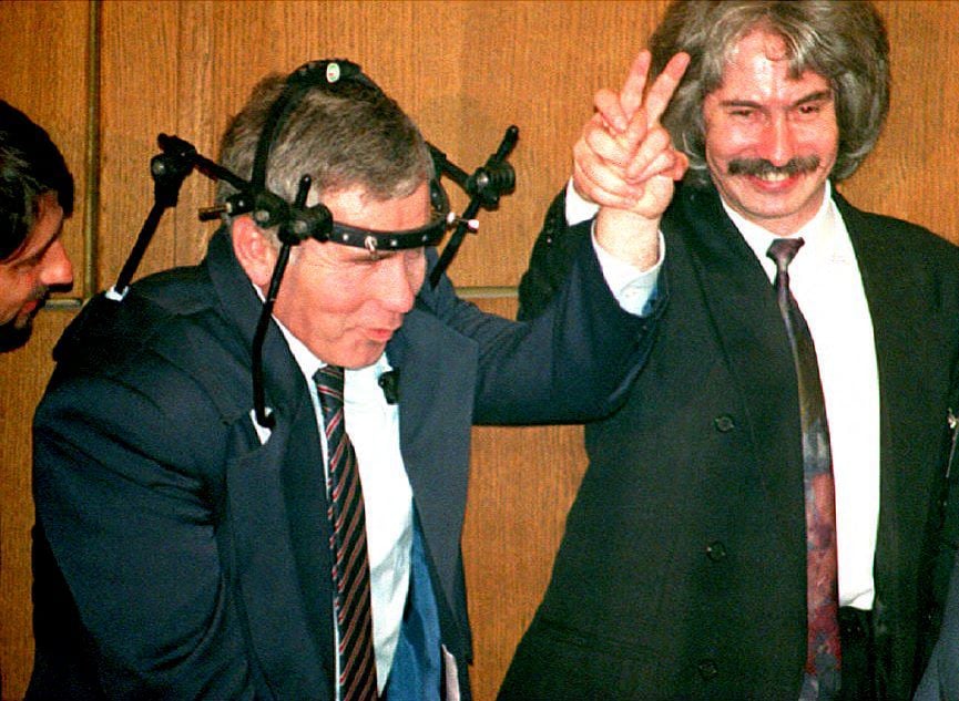 Magyar Péter megkaphatja ezt a páncélozott BMW-t 7 Magyar Péter megkaphatja ezt a páncélozott BMW-t 7