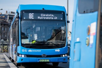 Most először járnak ilyen buszok Budapesten
