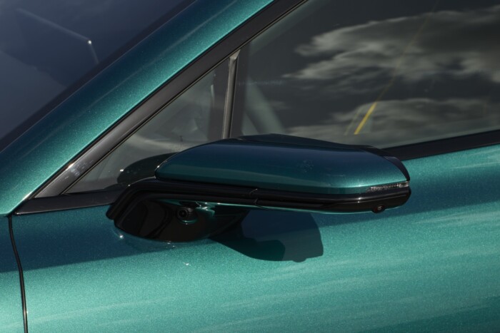 1100 lóerős kínai autó érkezett Európába 10 1100 lóerős kínai autó érkezett Európába 10