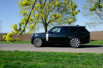 Ilyen egy méltóságteljes, 615 lóerős hegyomlás