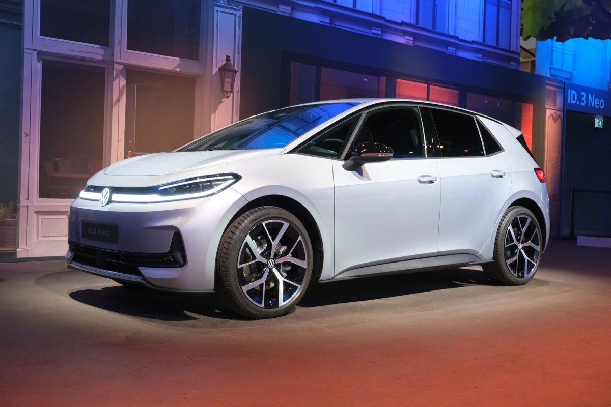 Új névvel,  sok újdonsággal itt a VW villanyautója