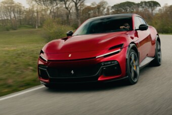 Még sportosabb a négyajtós Ferrari