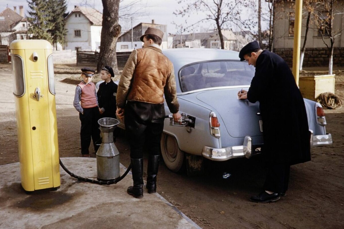 Így takarékoskodtak a magyarok, amikor nagy kincs lett a benzin